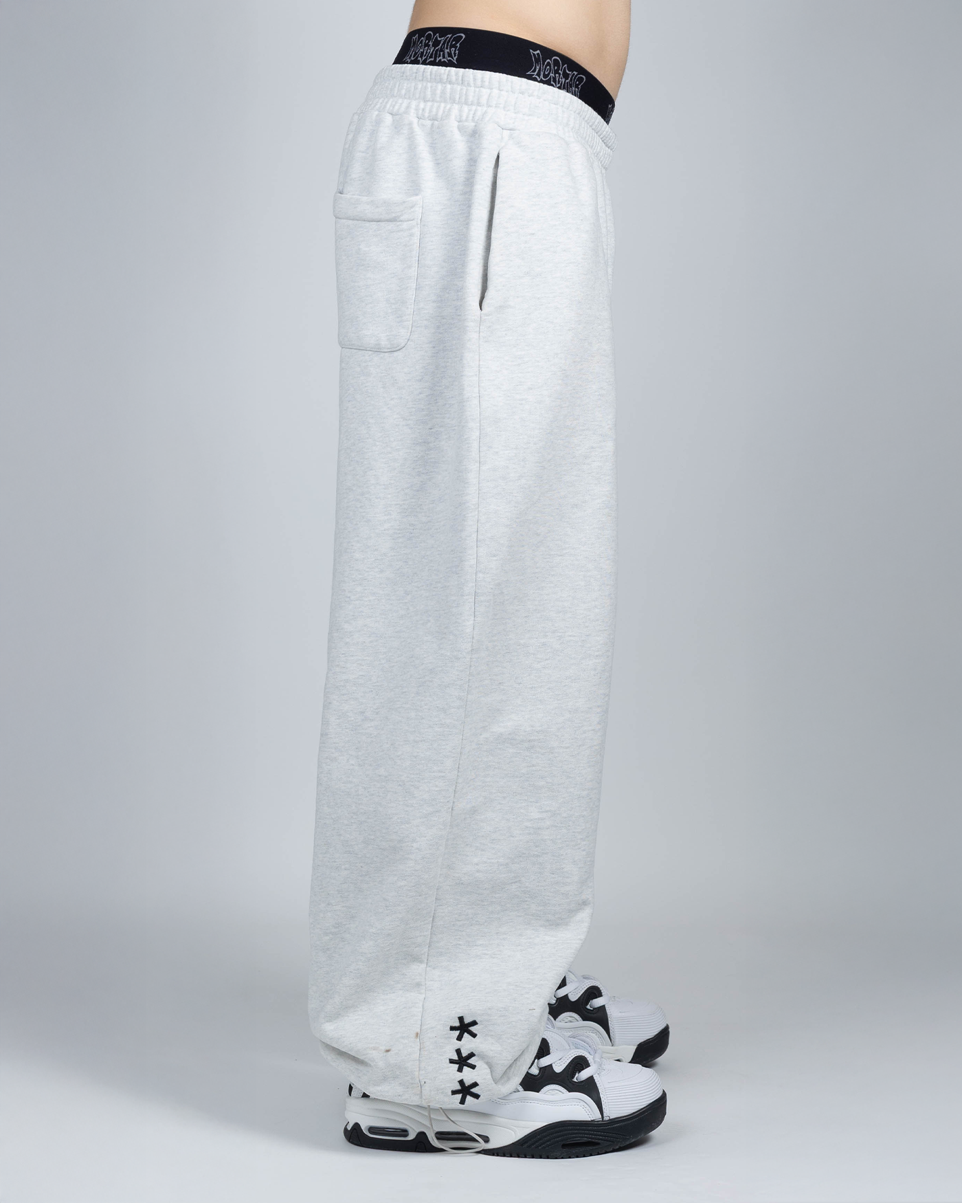 BAGGY SWEATPANTS GREY