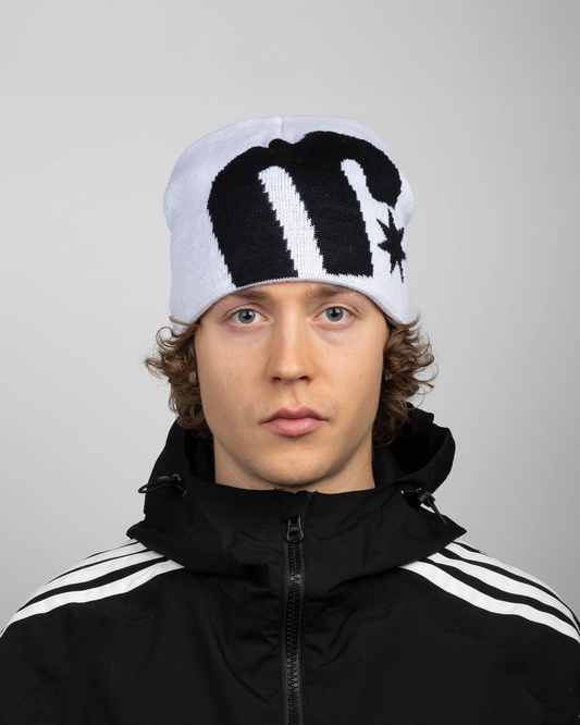 M STAR BEANIE WHITE