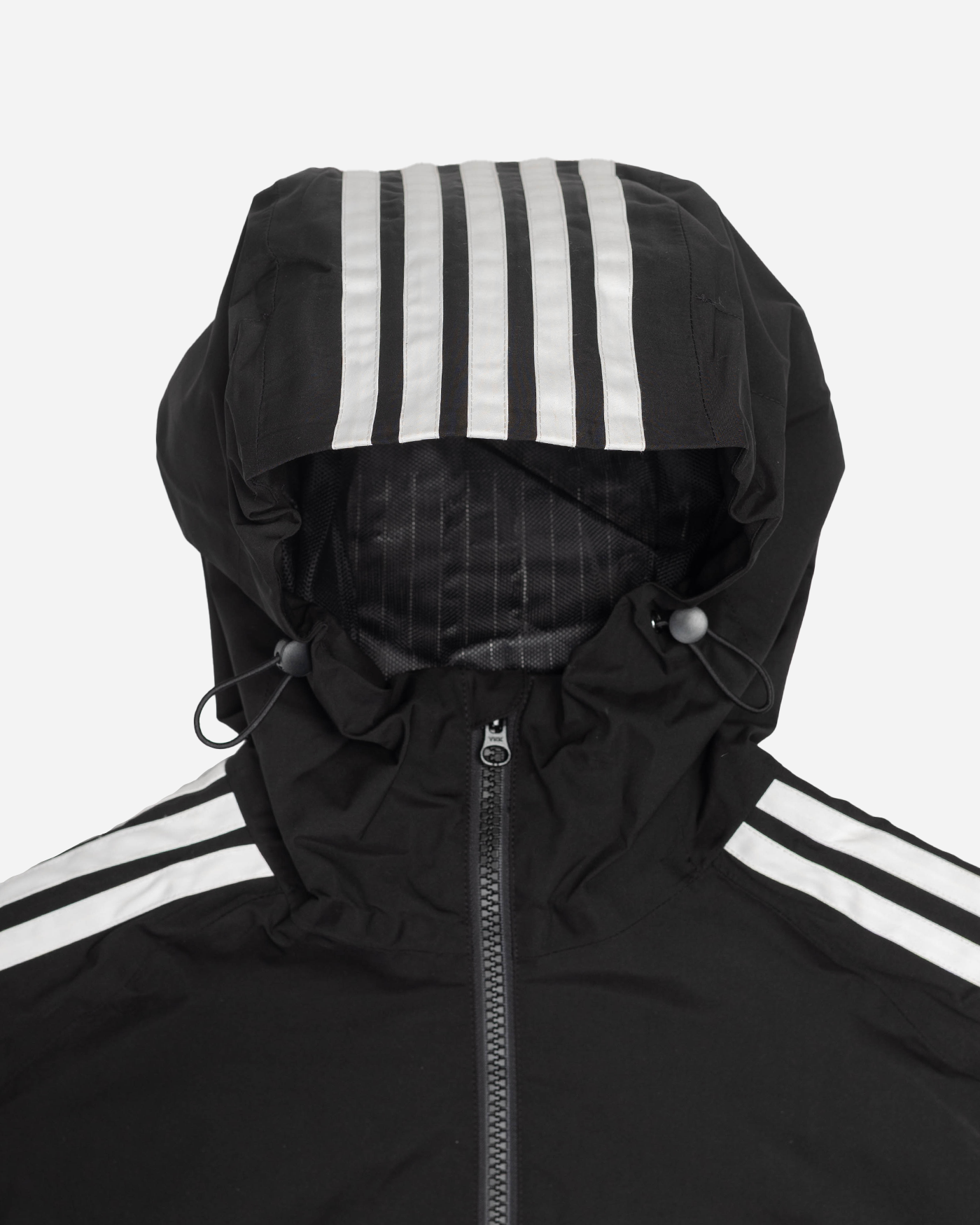 Black stripe snow jacket hood detail