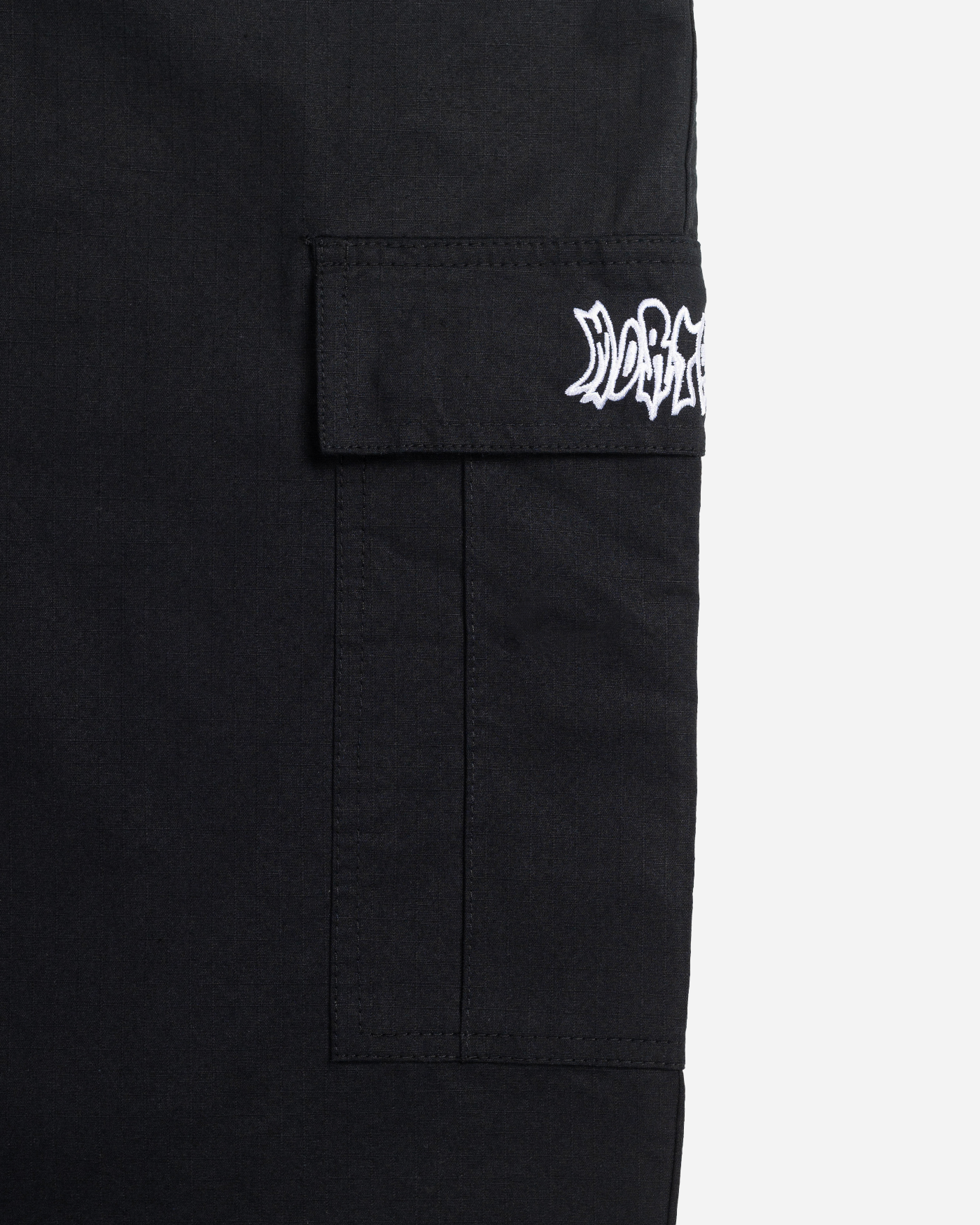 BAGGY CARGOS BLACK
