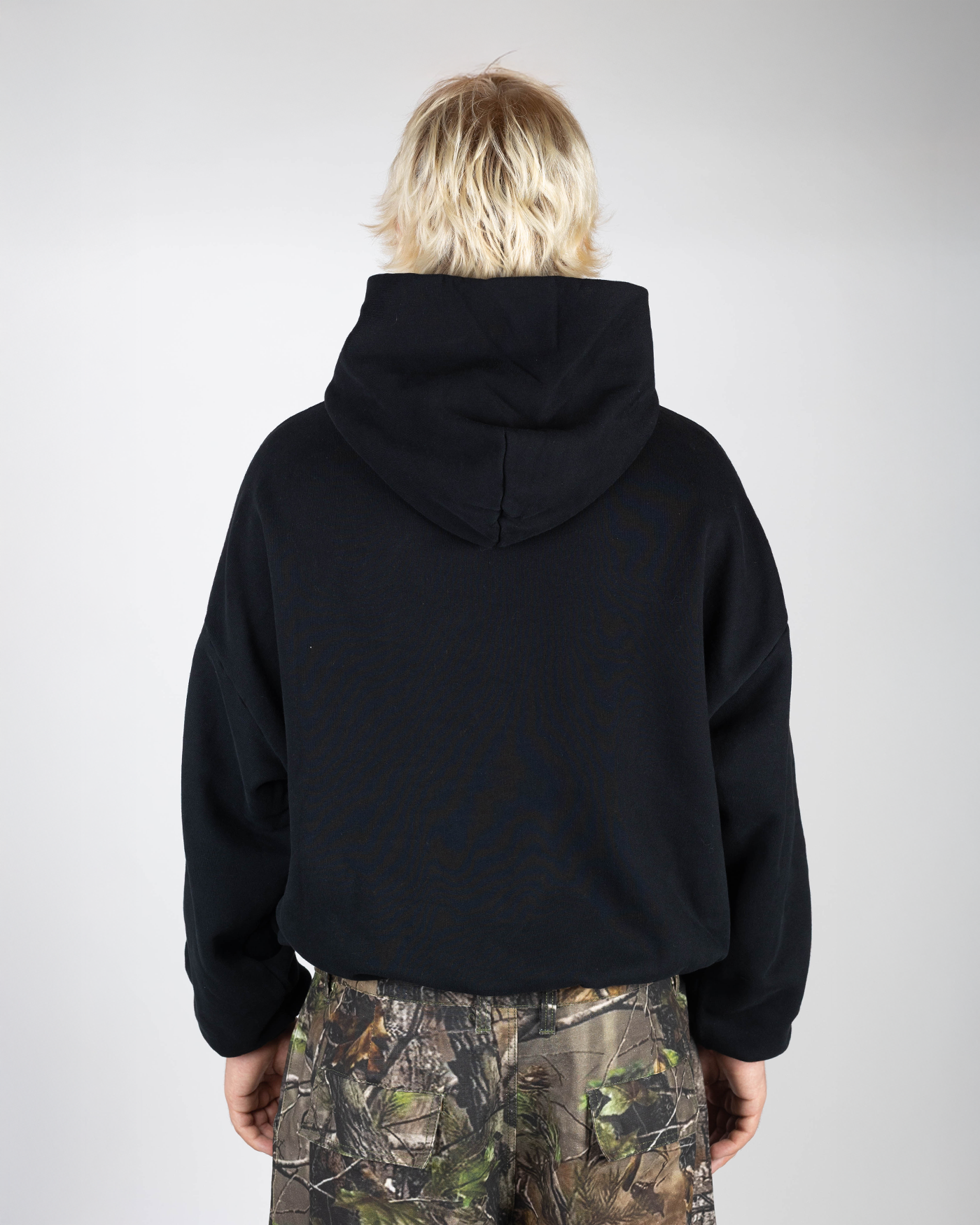 BLACK HOODIE