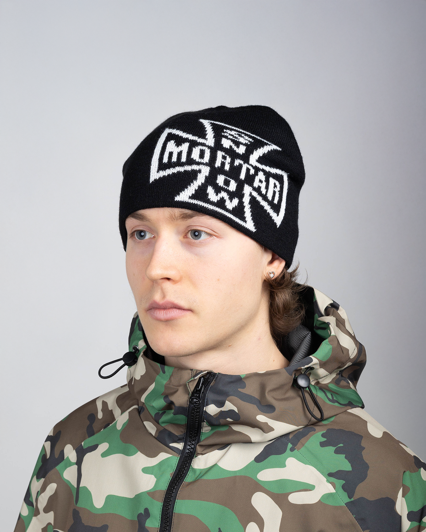 CROSS BEANIE BLACK