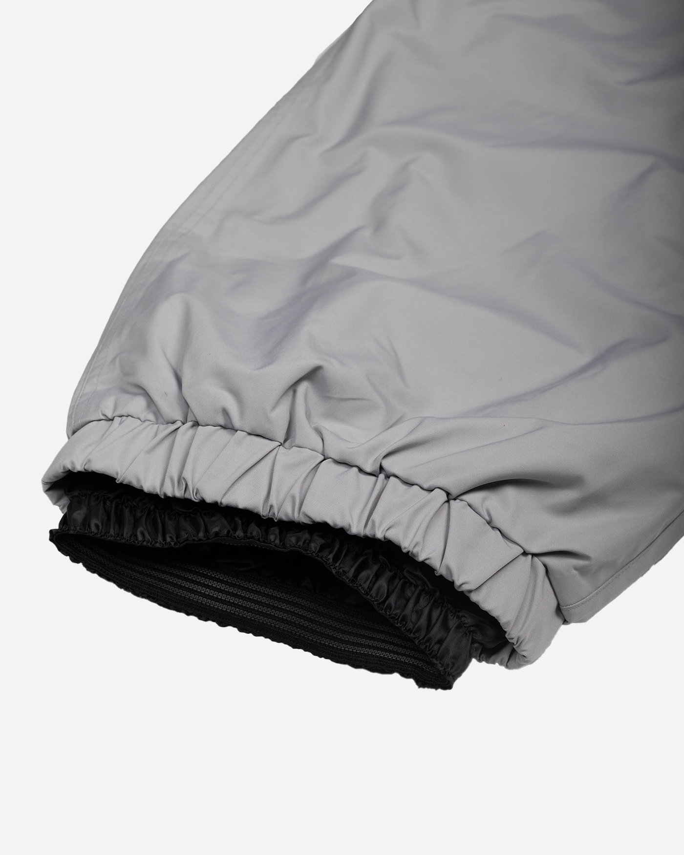 Grey baggy snowpants snow gaiter