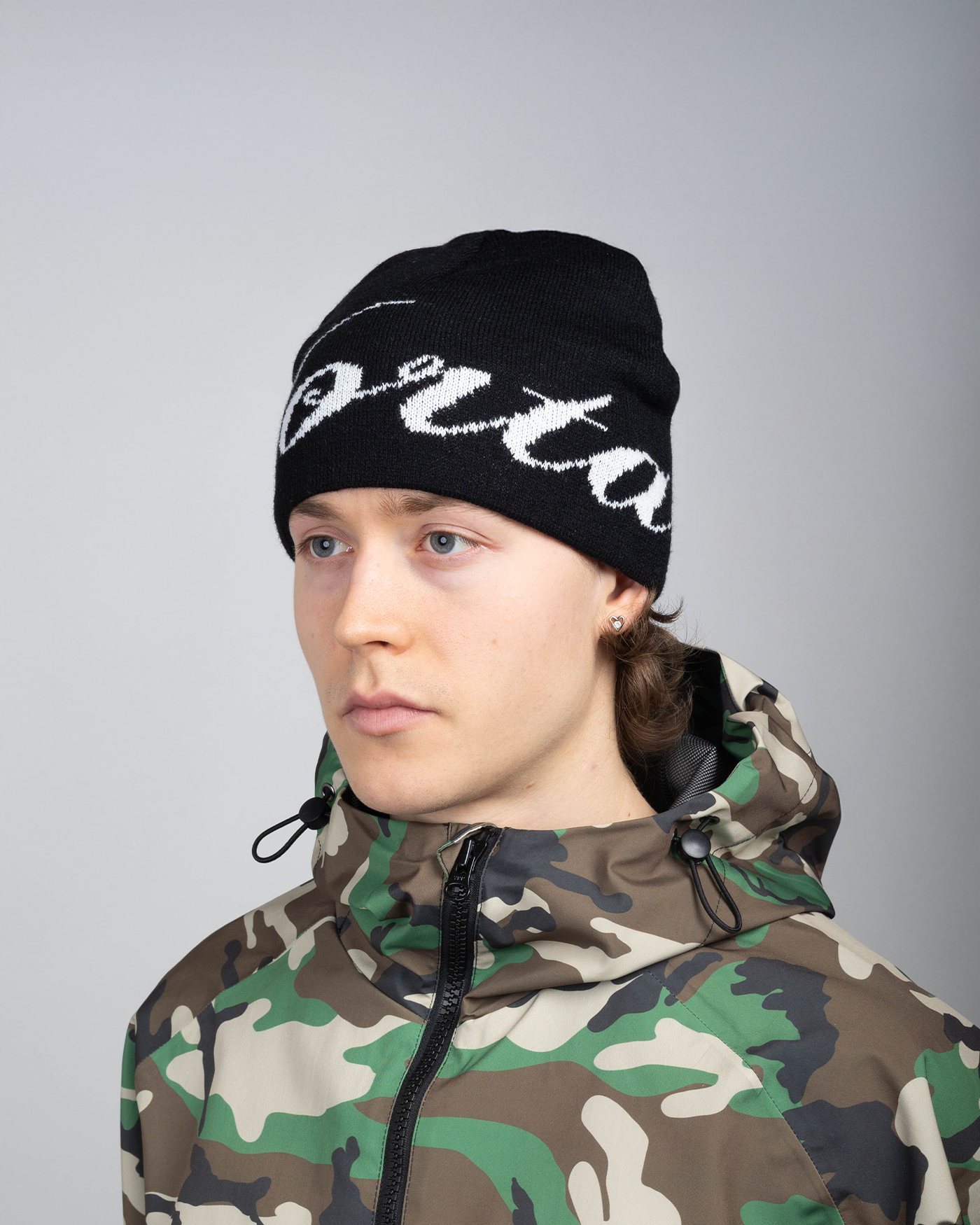 SCRIPT BEANIE BLACK