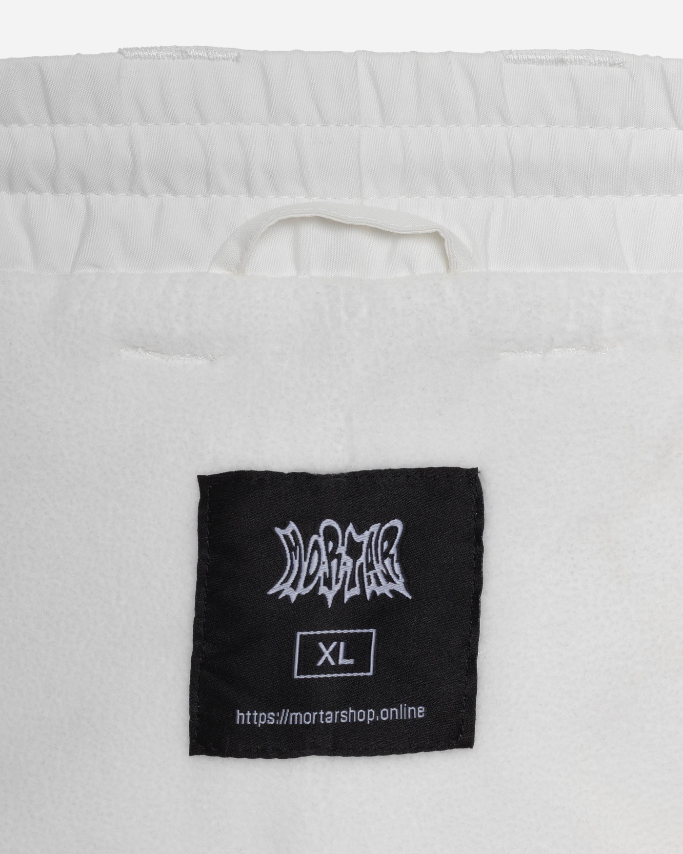 White stripe baggy snowpants fleece lining detail