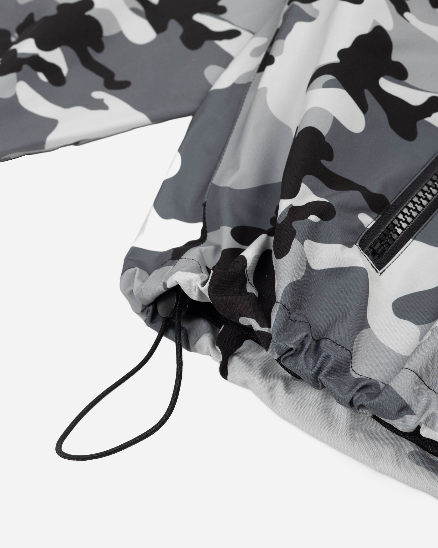 Winter camo snow jacket adjustable waist detail